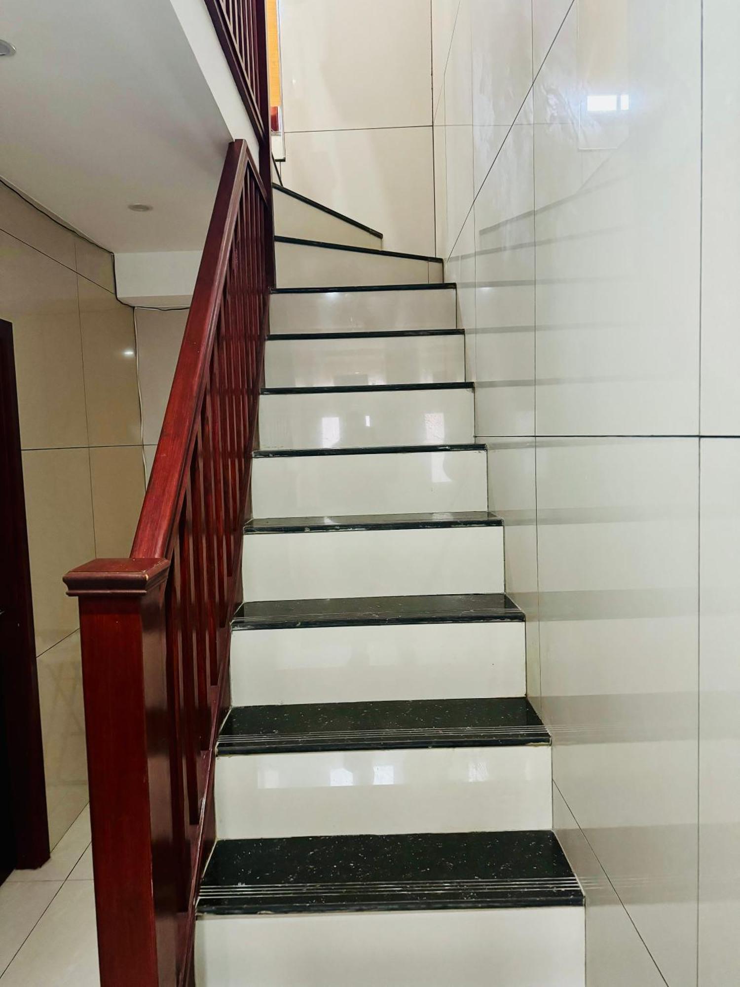 The Great Falcon Accommodation ลอนดอน ภายนอก รูปภาพ